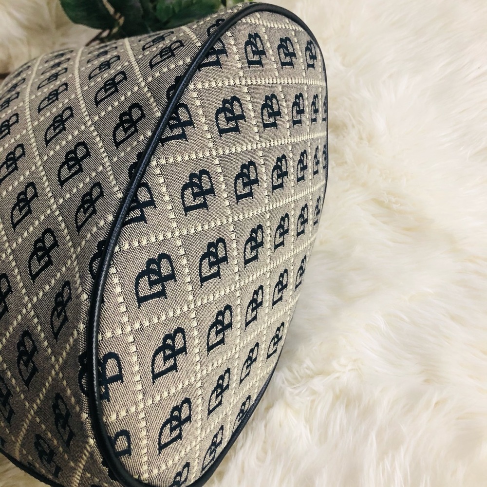 DOONEY & BOURKE✨ - Picture 8 of 10